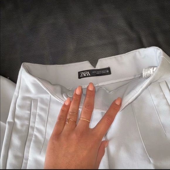 ZARA Blogger High Waist Light Blue Tapered Trouser - Picture 4 of 6